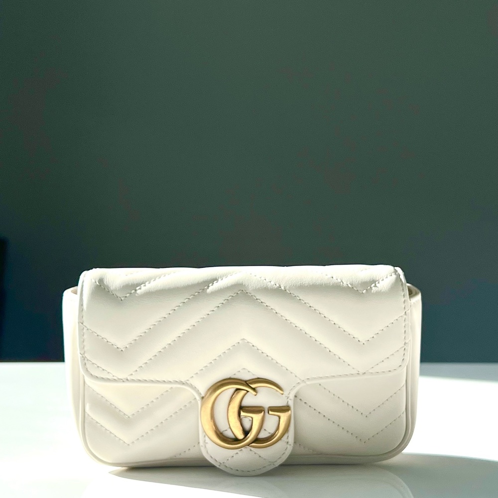 GG Marmont Mini Off White Matelassé Chevron Leather Cross Body Bag